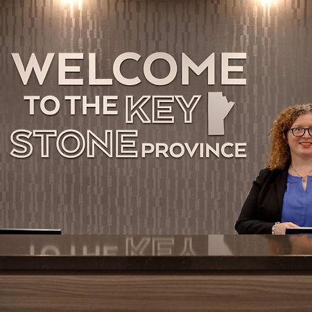 Hampton Inn By Hilton Winnipeg Downtown Bagian luar foto