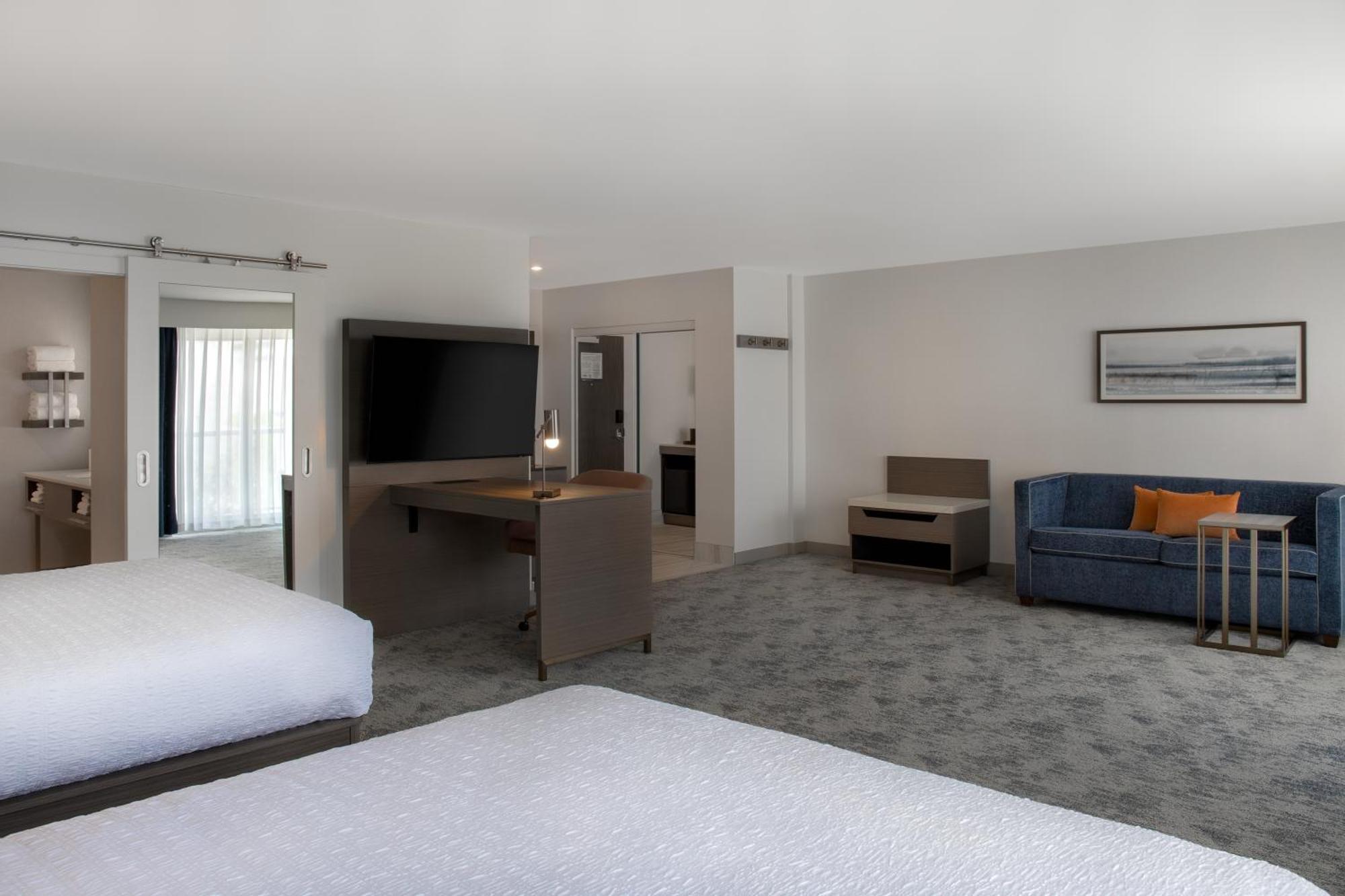 Hampton Inn By Hilton Winnipeg Downtown Bagian luar foto