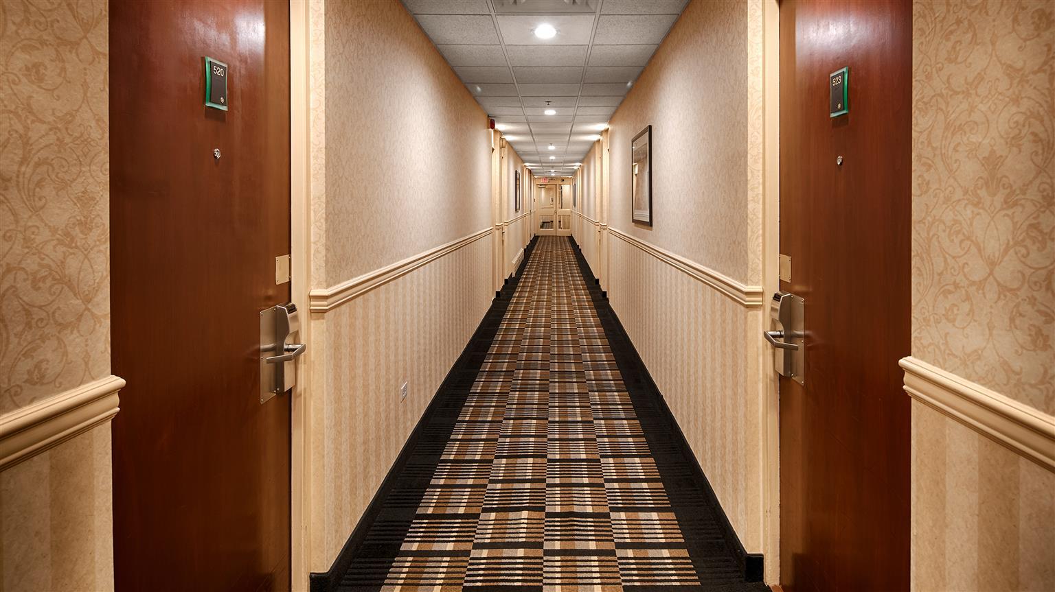 Hampton Inn By Hilton Winnipeg Downtown Bagian luar foto