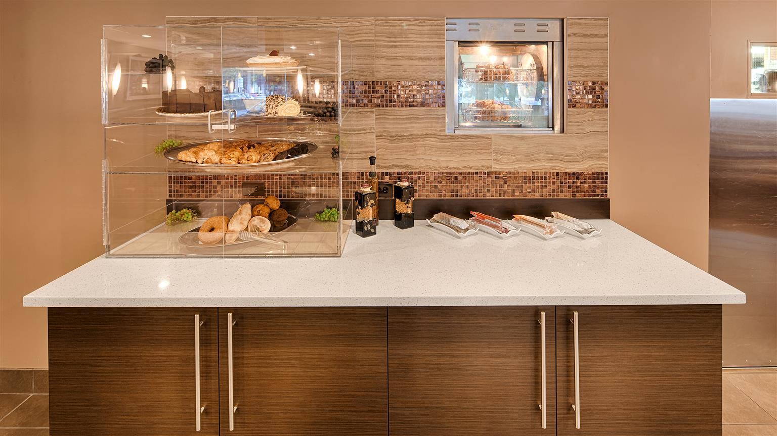 Hampton Inn By Hilton Winnipeg Downtown Bagian luar foto